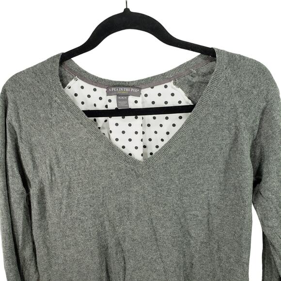 A Pea In The Pod Maternity Sweater M Blouse Women Gray White Gray Polka Dot - Picture 8 of 9